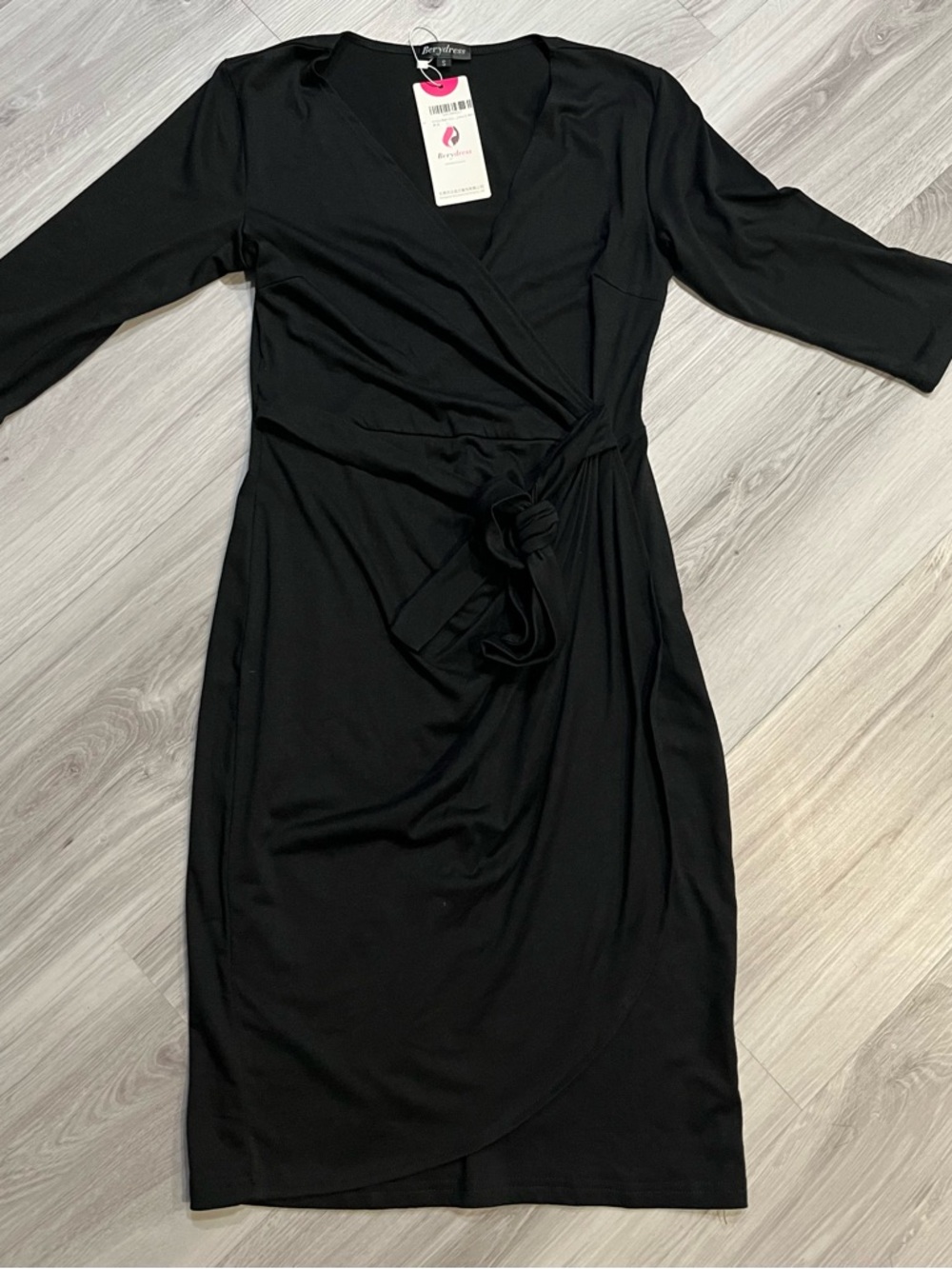 BRAND NEW Berydress Womens Black
Wrap DressV Neck 3/4 Sleeve Knee-... Women - Picture 3 of 9